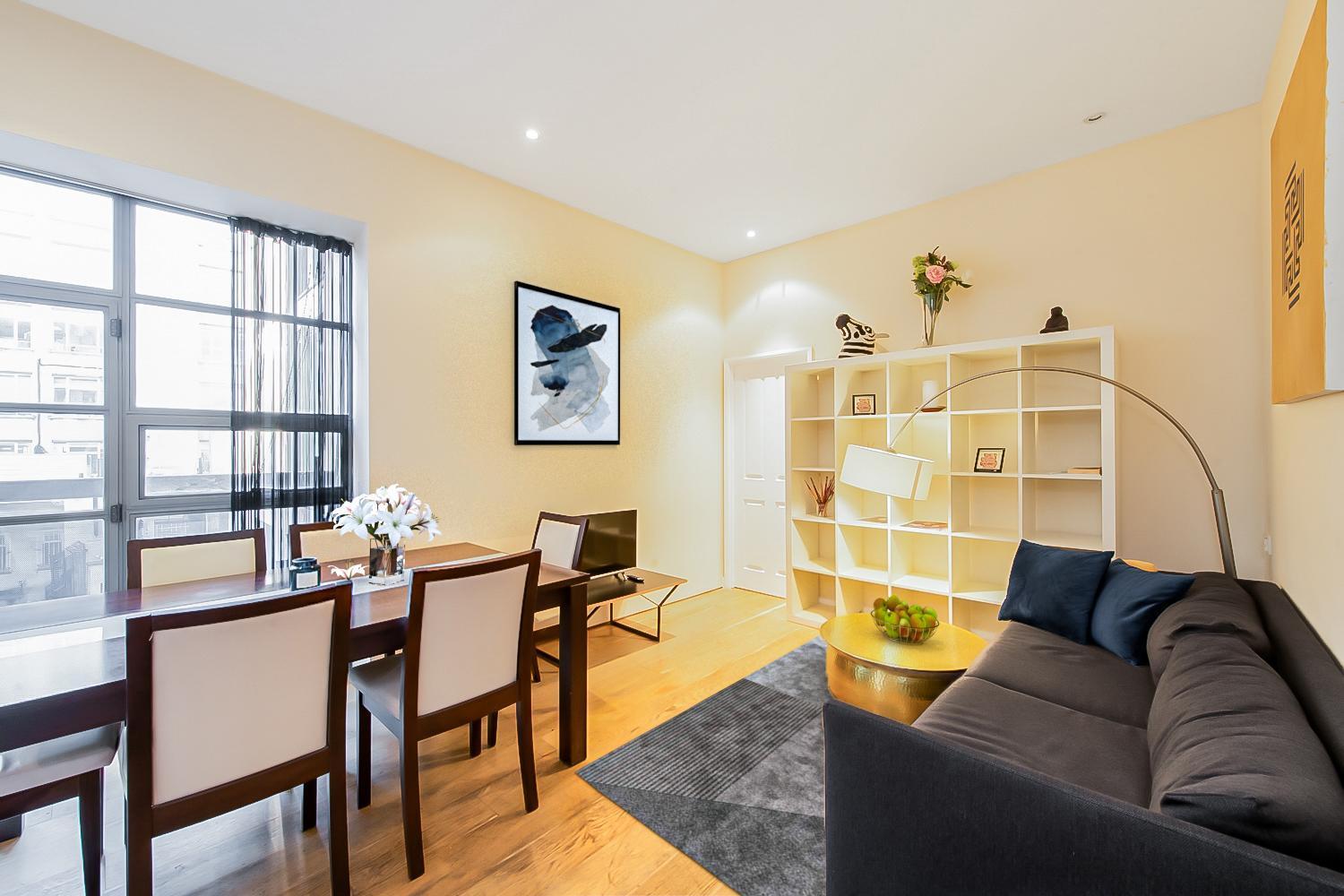 Pollen Street, Three-Bedroom Flat Лондон Экстерьер фото